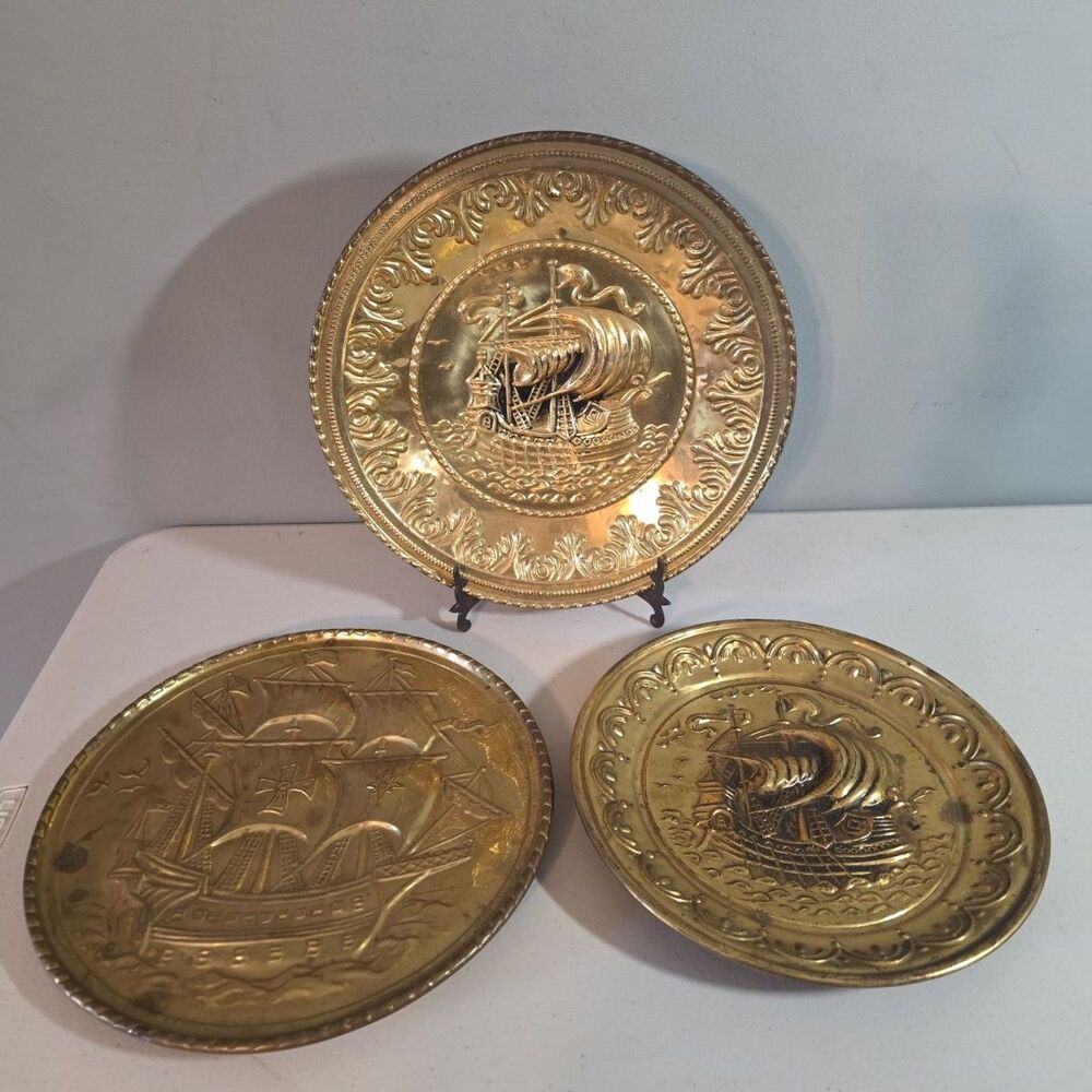 Vtg Brass Embossed Wall Hanging Plates Set of 3 Nautical Galleon Ships England